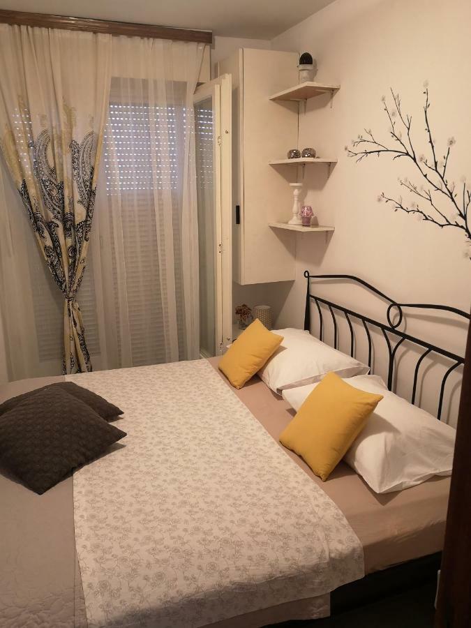Apartman Mera Appartement Zadar Buitenkant foto